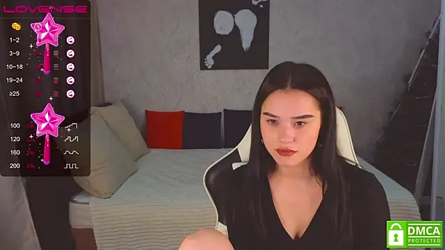 Stripchat sex cam iamhellokitty